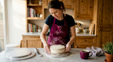 Cake boards and drums: choose the right base every time